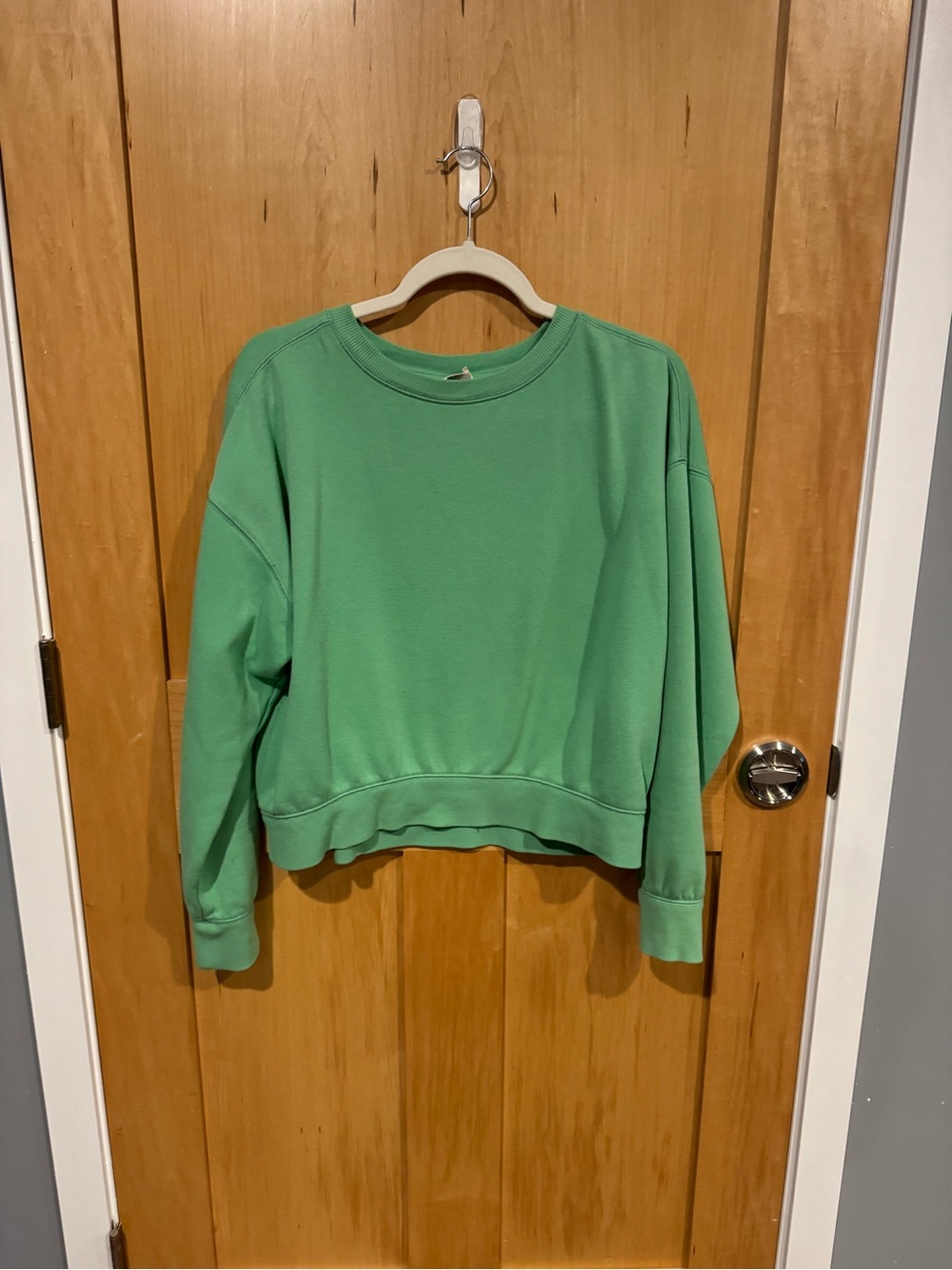Universal Thread Cropped Crewneck Sweatshirt - Green